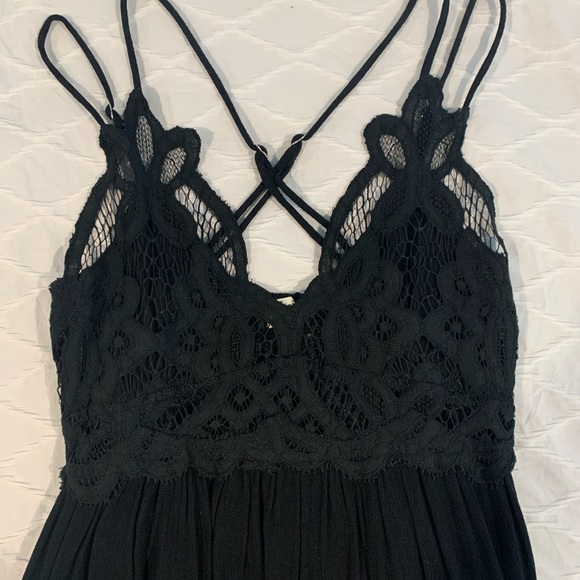 Vici Crochet Lace ruffle dress - Picture 3 of 5